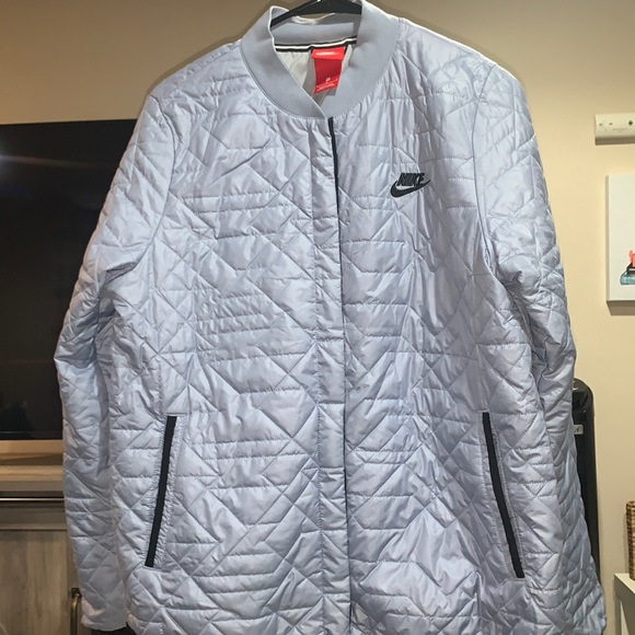 Nike Jackets & Blazers - Women’s Nike Light Button up Jacket